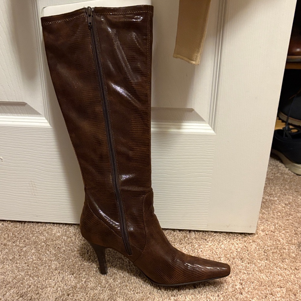 Alfani Shiny Brown Heeled Boots
